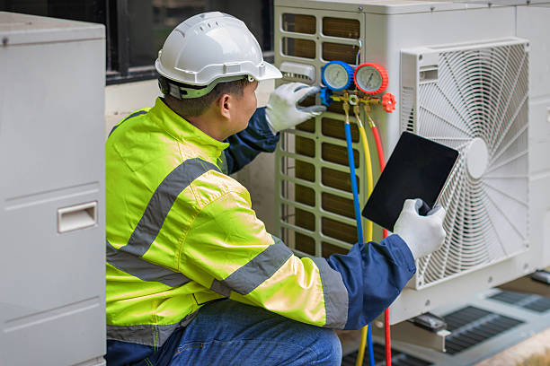 Professional Ductwork Repair technician working in Mertens, TX